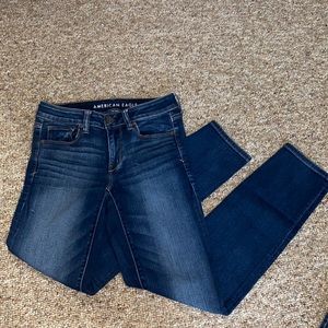 American Eagle Next Level stretch size 4 regular